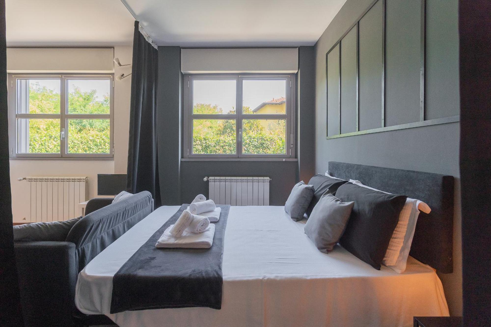 Black Loft Como By Rent All Комо Екстер'єр фото